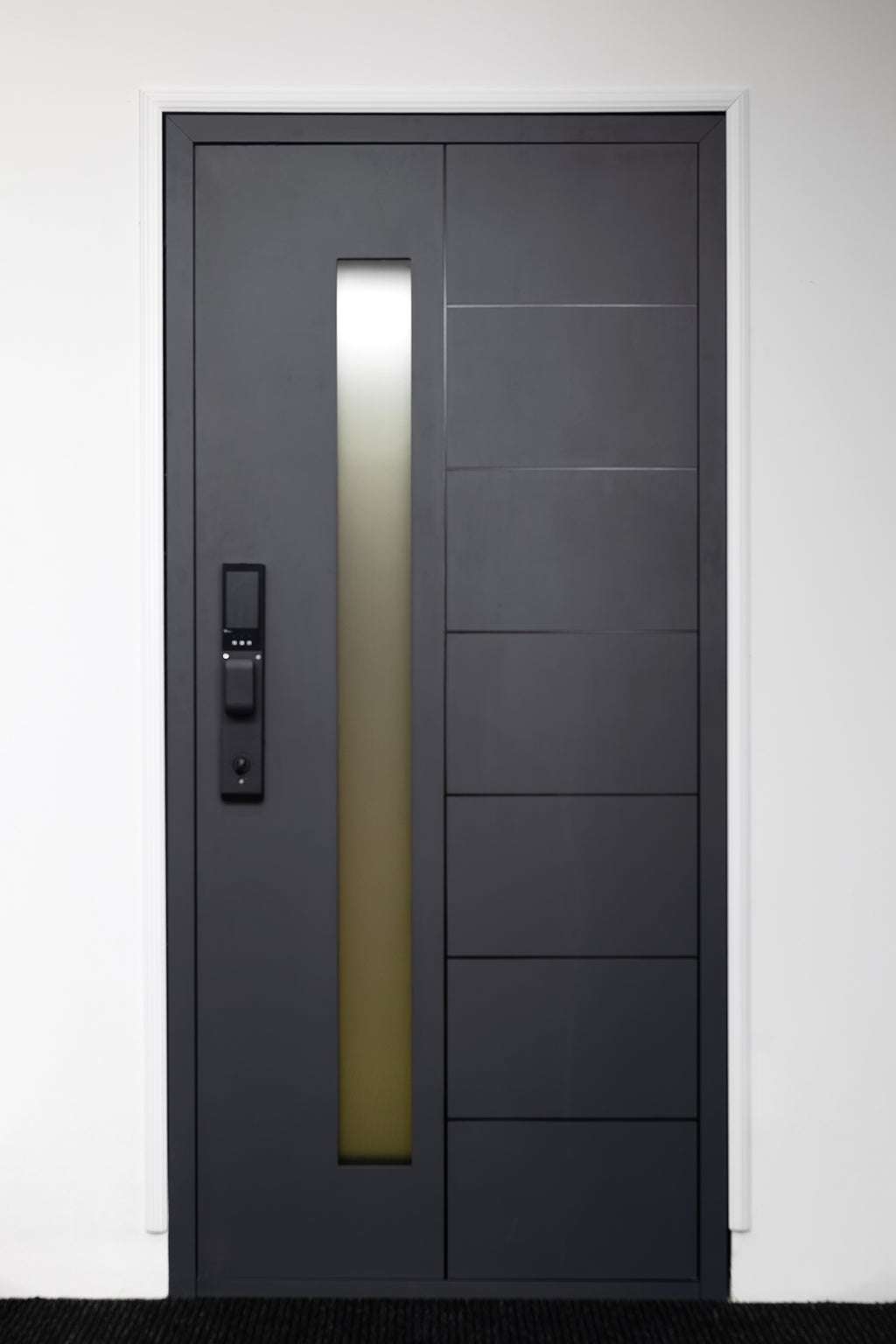 Hőszigetelt biztonsági alumínium bejárati ajtó IronDOOR33 – Antracit - 98 × 208 cm