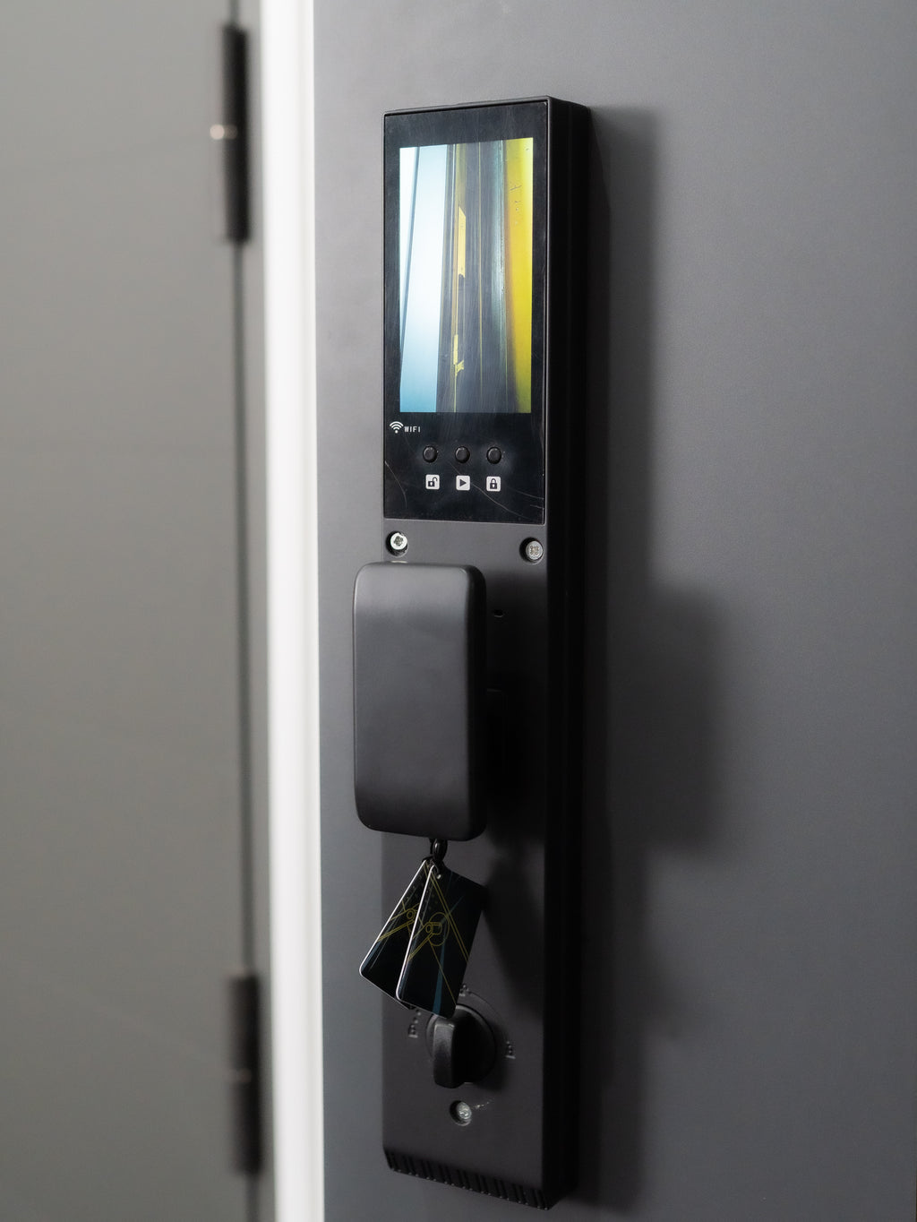 Hőszigetelt biztonsági alumínium bejárati ajtó IronDOOR33 – Antracit - 98 × 208 cm