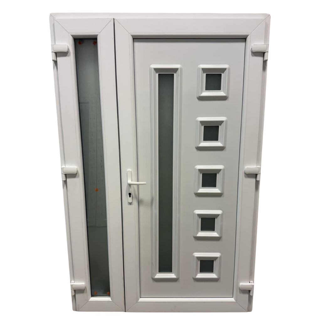 Kétszárnyú Műanyag bejárati ajtó - 5 kockás kivitel - 70mm-es profil, 24mm-es panel, 2 rétegű üveg, zártszelvény merevítéssel